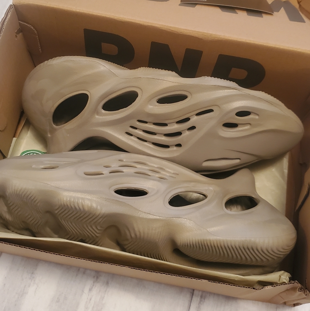 Yeezy Foam Runner Stone Sage